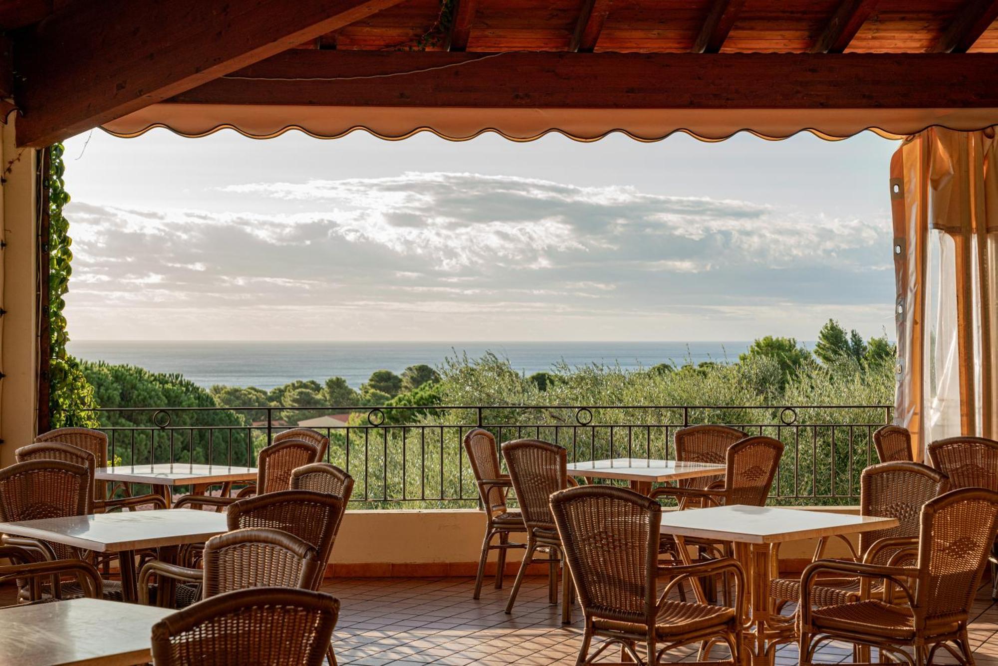 Hotel Club Esse Cala Gonone Esterno foto